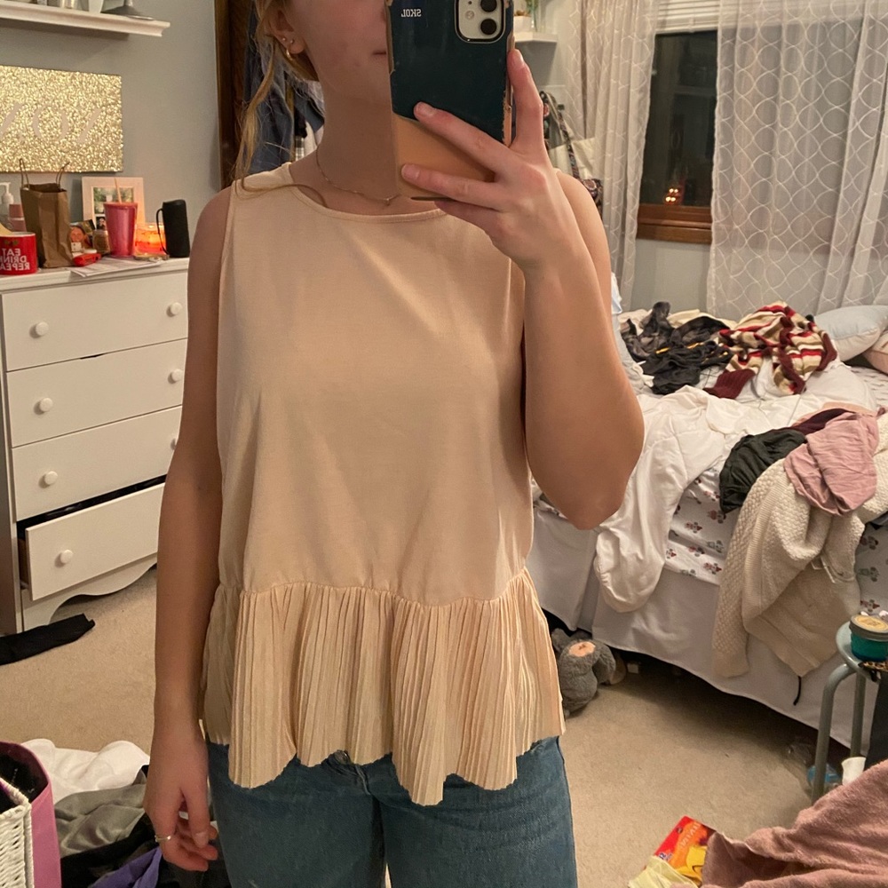 Cute baby pink peplum tank